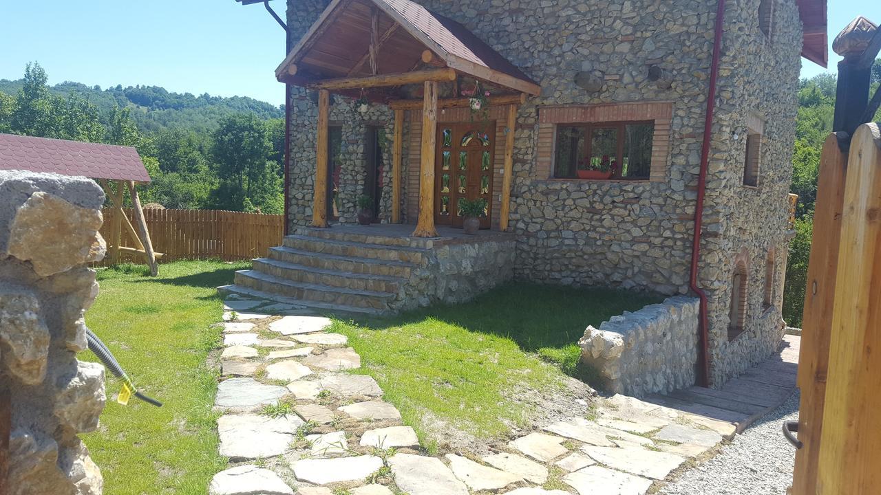 Casa Din Piatra Hotel Poiana  Eksteriør billede