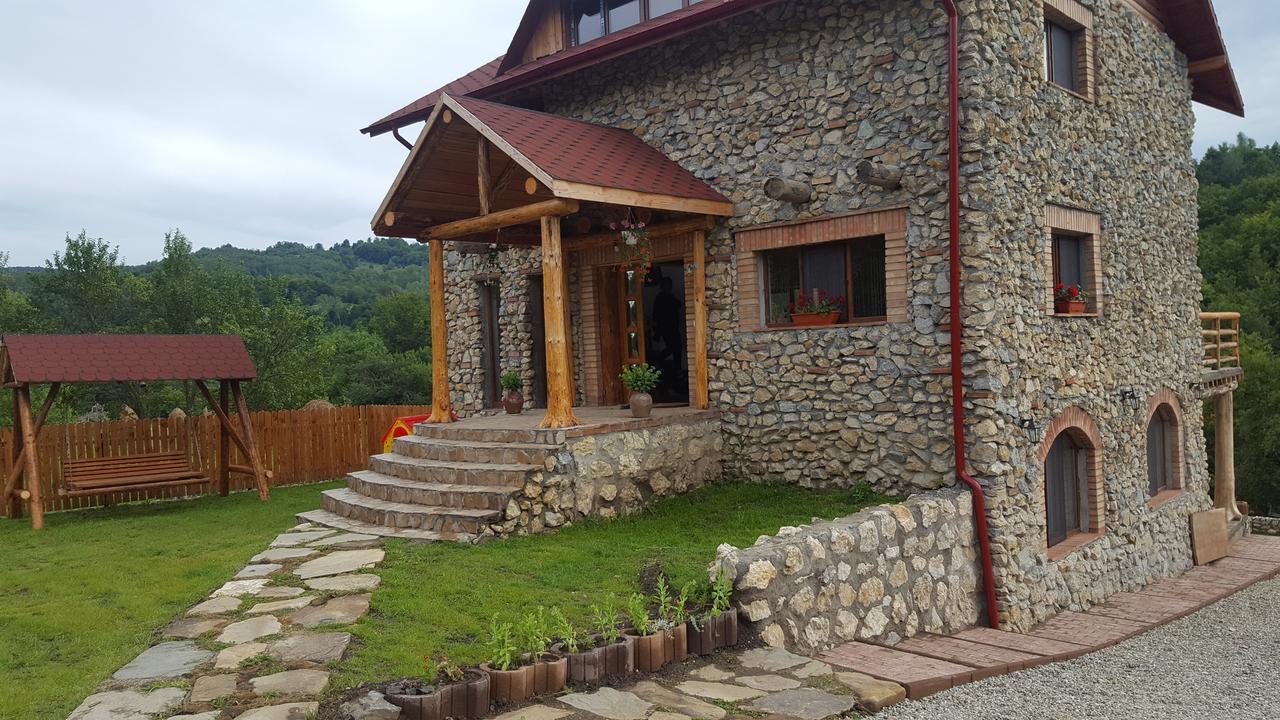 Casa Din Piatra Hotel Poiana  Eksteriør billede